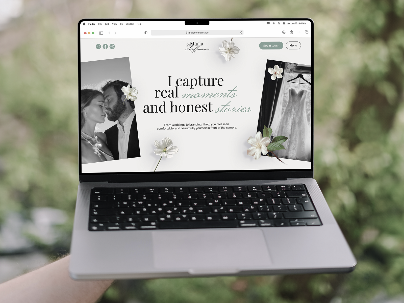 UI/UX Portfolio website for professional photographer elegant elegant design flowers hero section landing hero section landing page landing portfolio photograph portfolio photographer website site portfolio ui wedding wedding photographer website