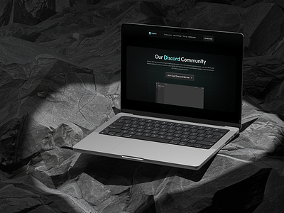 Inviting, Clear, Connected: Discord Page for EdgeBet communitydesign darktheme engagementdesign landingpage landingpagedesign saaswebdite ui uxforgrowth uxuidesign webux