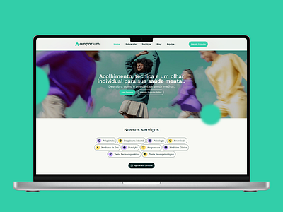 Clínica Amparium (Site Institucional) desktop interface ui