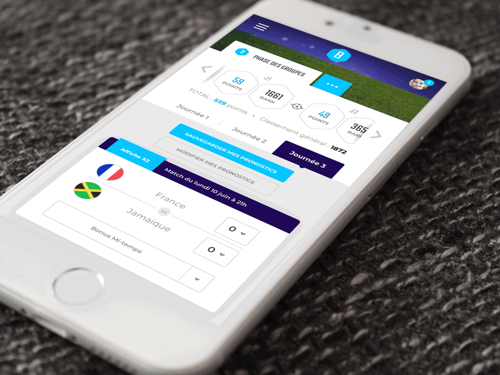 Bloggyfoot app belgium branding brussels football graphic design soccer sport ui