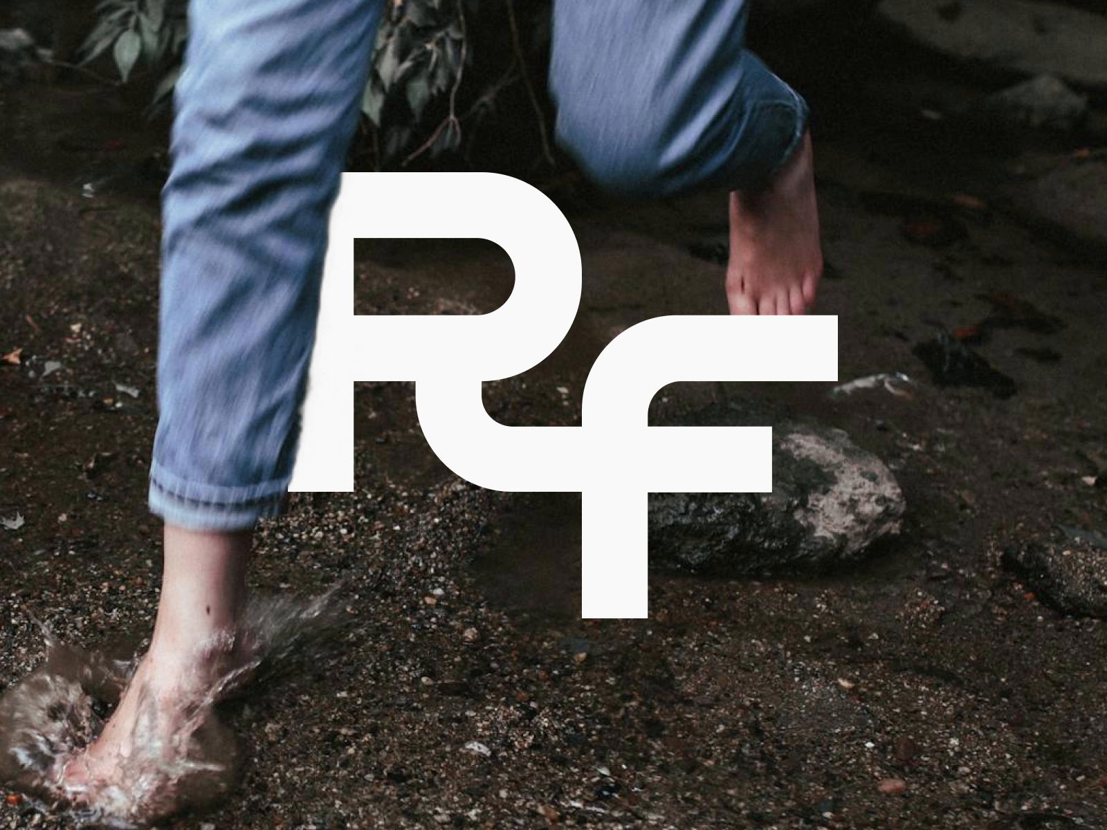 Example of Logo Identity & Brand Style Guide Kits