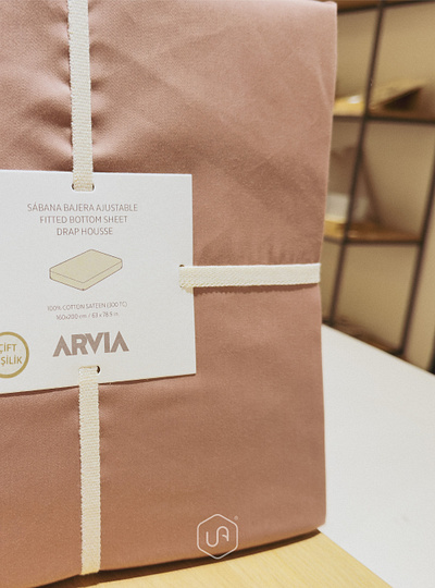 ARVIA is a modern Spanish inspired home brand branding graphic design logo