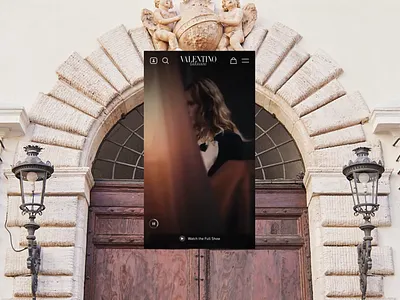 A Signature Experience . VALENTINO animated e commerce editorial fashion homepage maison menu ui