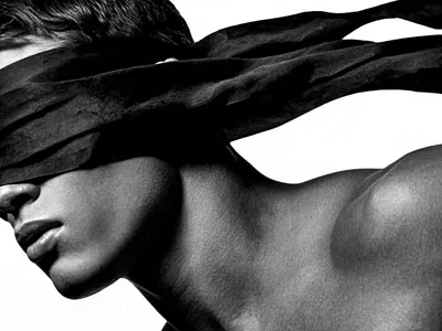 Commercial Promo Video for Fashion Company ai commercial fashion hero loop video motion graphics promo reels social media video generation