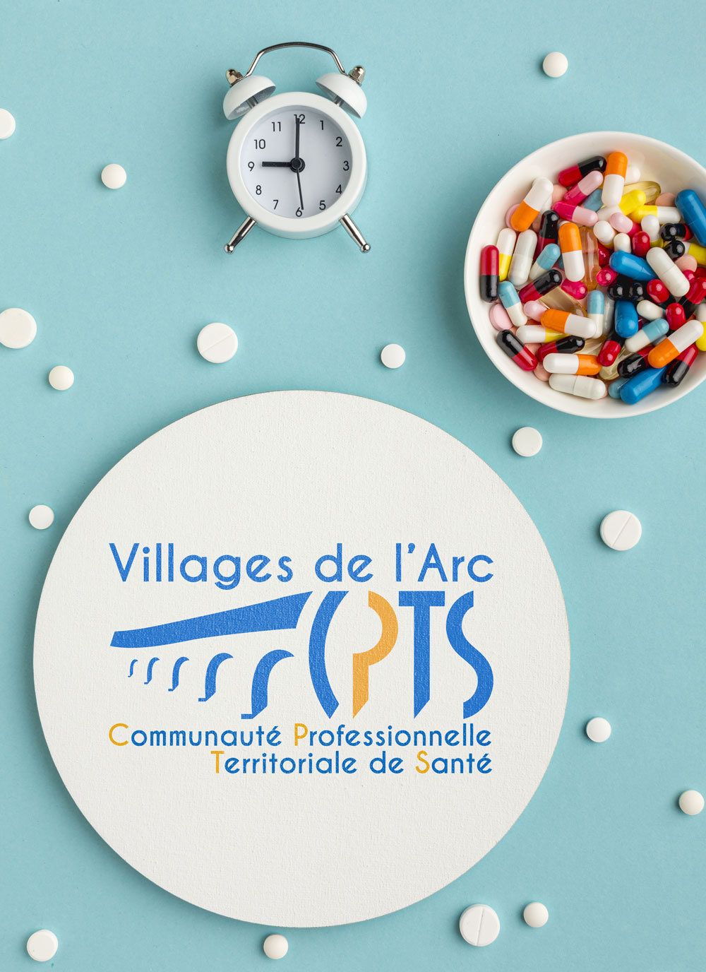 Logo et mini-charte graphique d'une CPTS bleu branding charte infirmières logo logotype medical orange pont