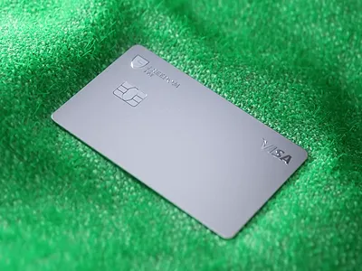 Freedom Finance: Scene #1 3d animation bank bank card banking blockchain brand branding card finance fintech freedom logo metal motion graphics redshift render renua revolut uiux