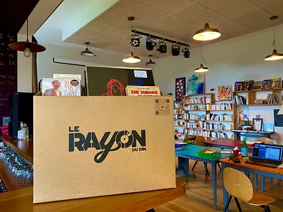 LE RAYON • Identité / Bac CD et vinyles blender cd design graphic design identity music vinyl