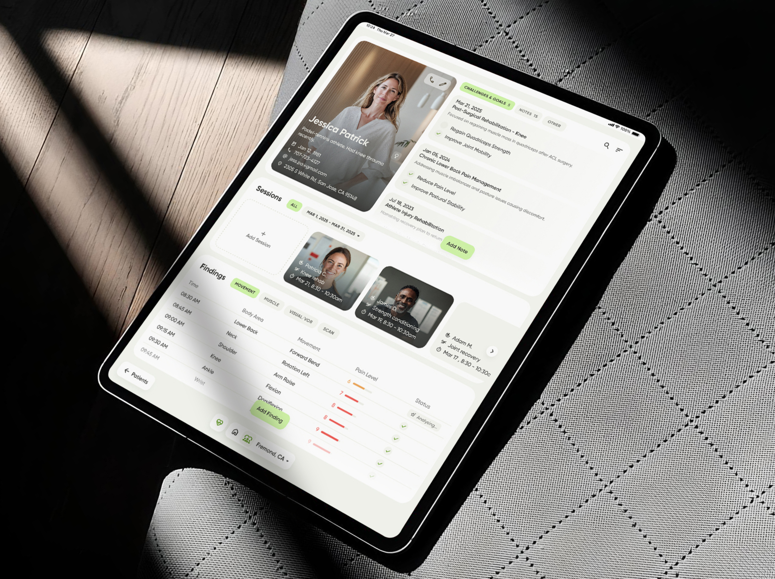 Real-Time Muscle Control in Health Product - Neufit 3dinteraction 3dmodel datavisualization designforhealth digitalhealth healthapp healthcare healthexperience healthtech innovation interface medicalapp paintracking patienttracking physiotherapy productdesign pwa uidesign usability uxdesign