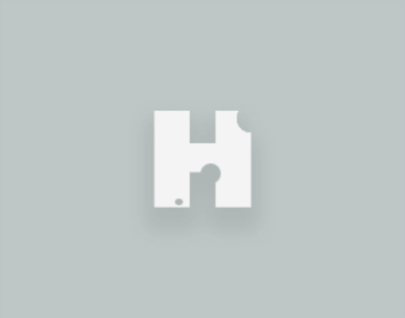 HꓵIƧ HUIS ƧIUH brand branding ecommerce fashion graphic design huis ui uiux ux web