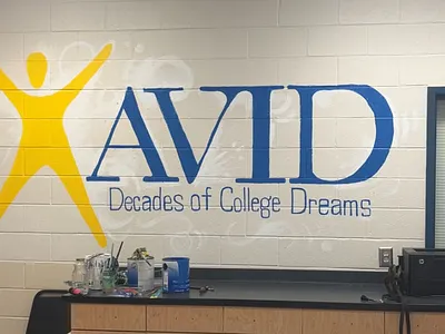 "AVID" Class Mural, Lithonia Highschool classroom communtiy mural painter painting publicart streetart volunteer