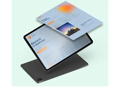 Modern B2B Website in blues and oranges, concept blue circle gradient modern orange ui ux webdesign
