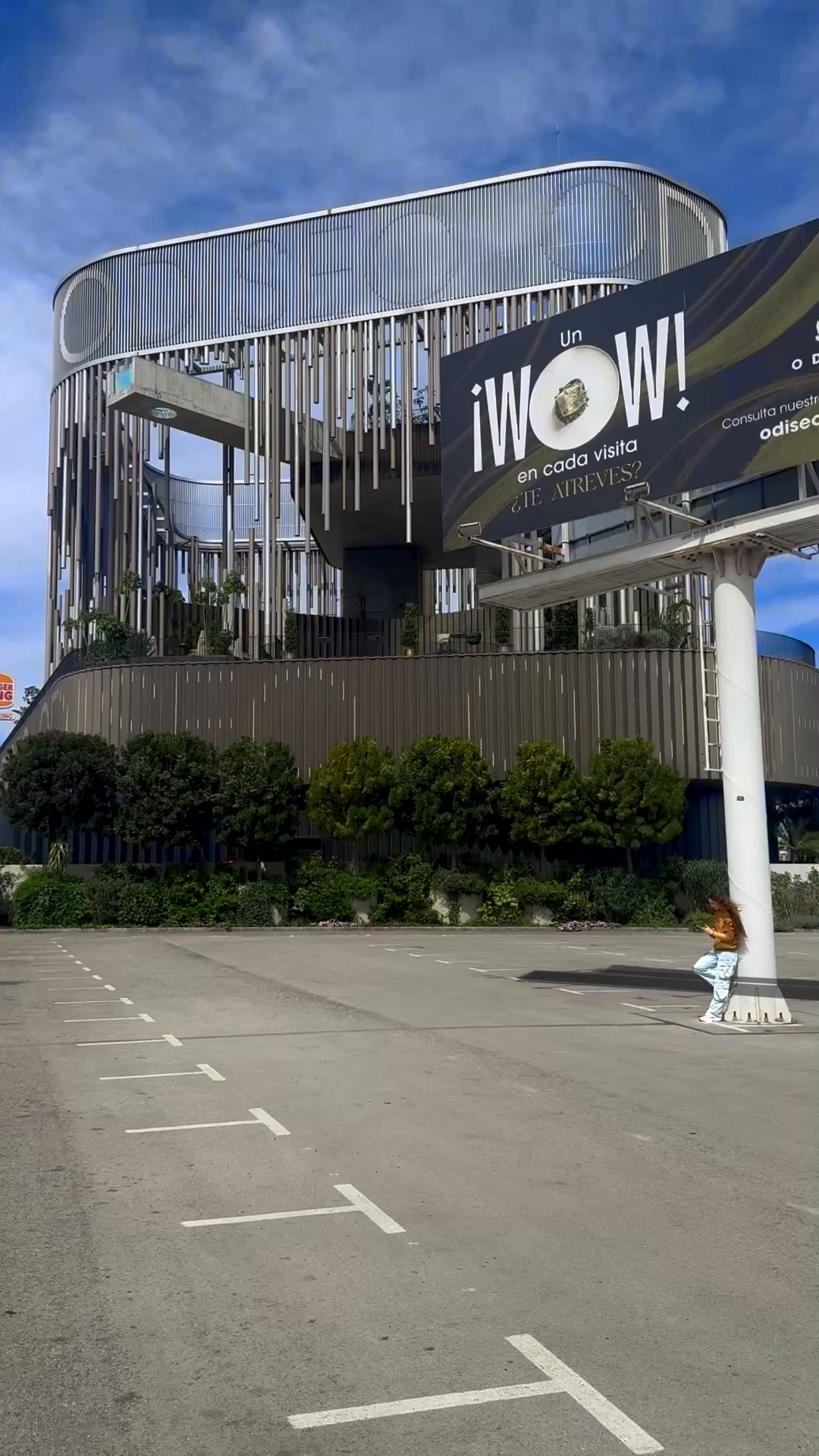Example of Fooh Cgi Ad (Live Action Integration)