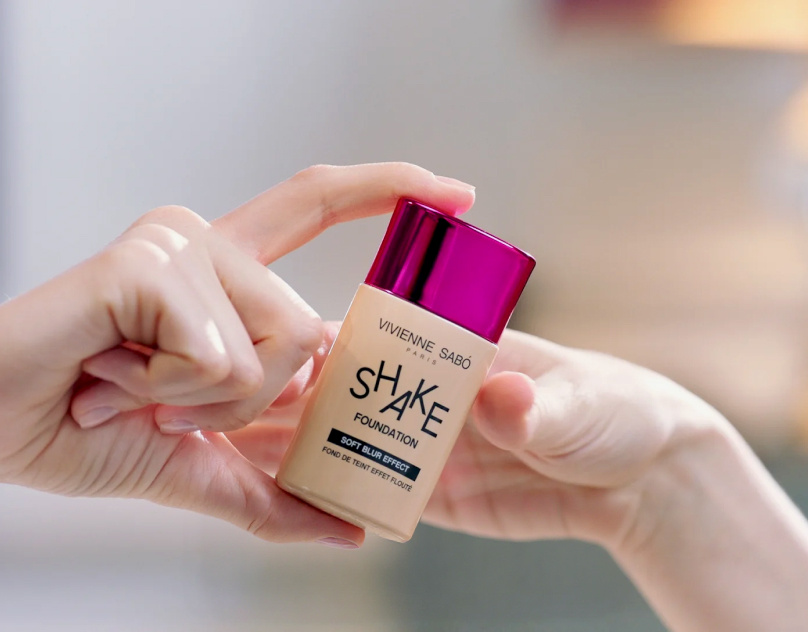 Vivienne Sabo | Shake Foundation promo advertising art direction beauty campaign brand identity branding commercial cosmetics creative advertising creative direction full cg product visualization