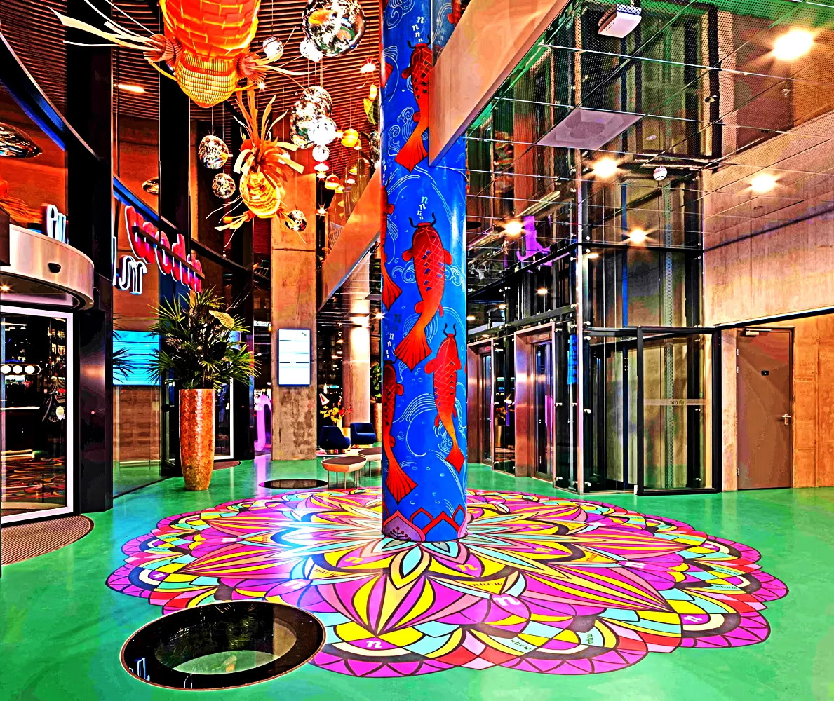 GRAPHIC DESIGN FOR COLUMN graphic design