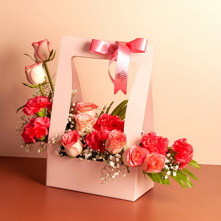 Beautiful Online flower bouquets are ready for the deliveryPUNE by
