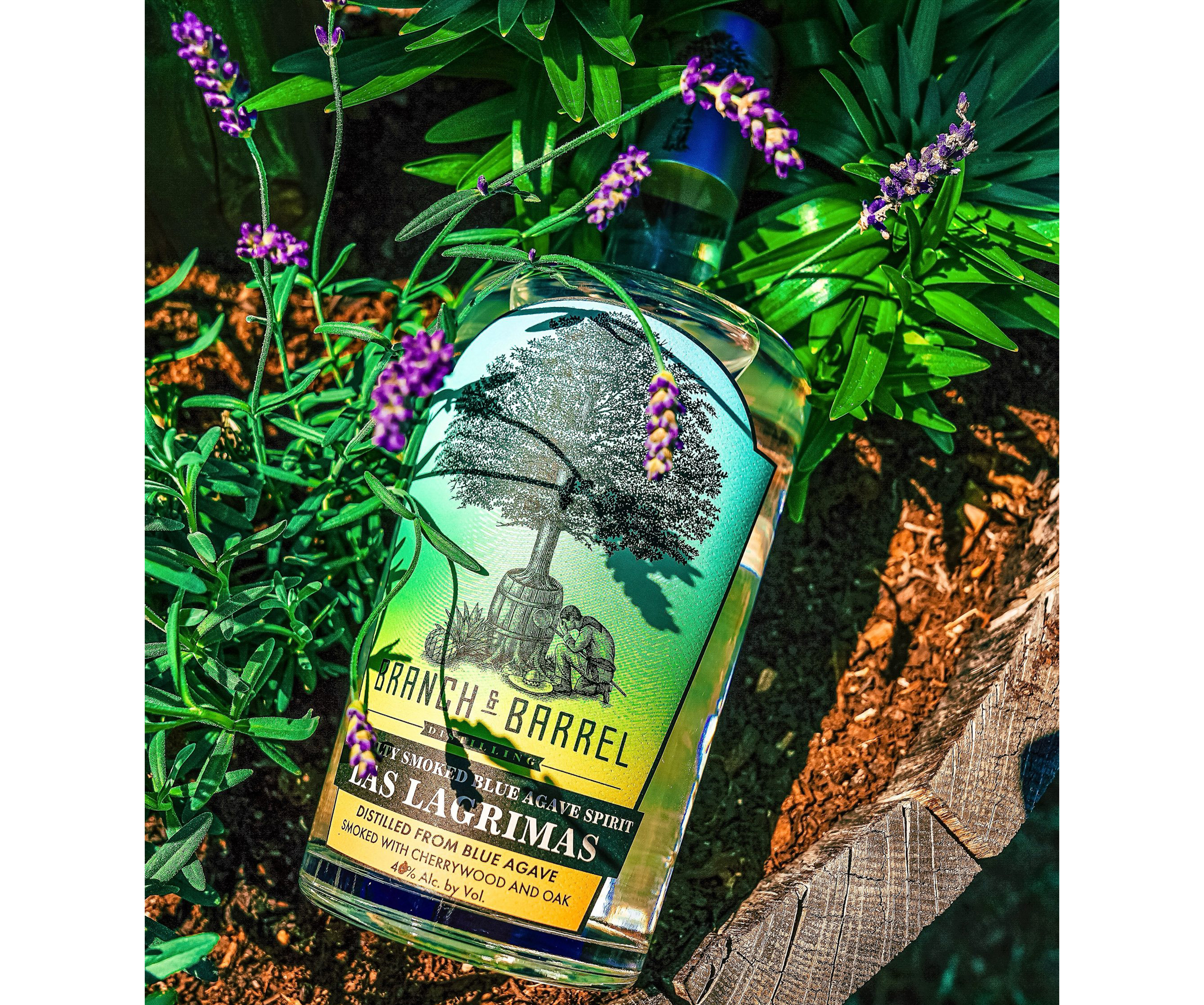 Las Lagrimas Label Illustrated by Steven Noble artwork branding design drawing engraving etching illustration line art pen and ink scratchboard steven noble tequila woodcut