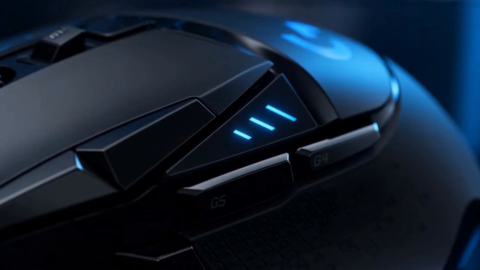 Logitech G502 — Futuristic Gaming Commercial