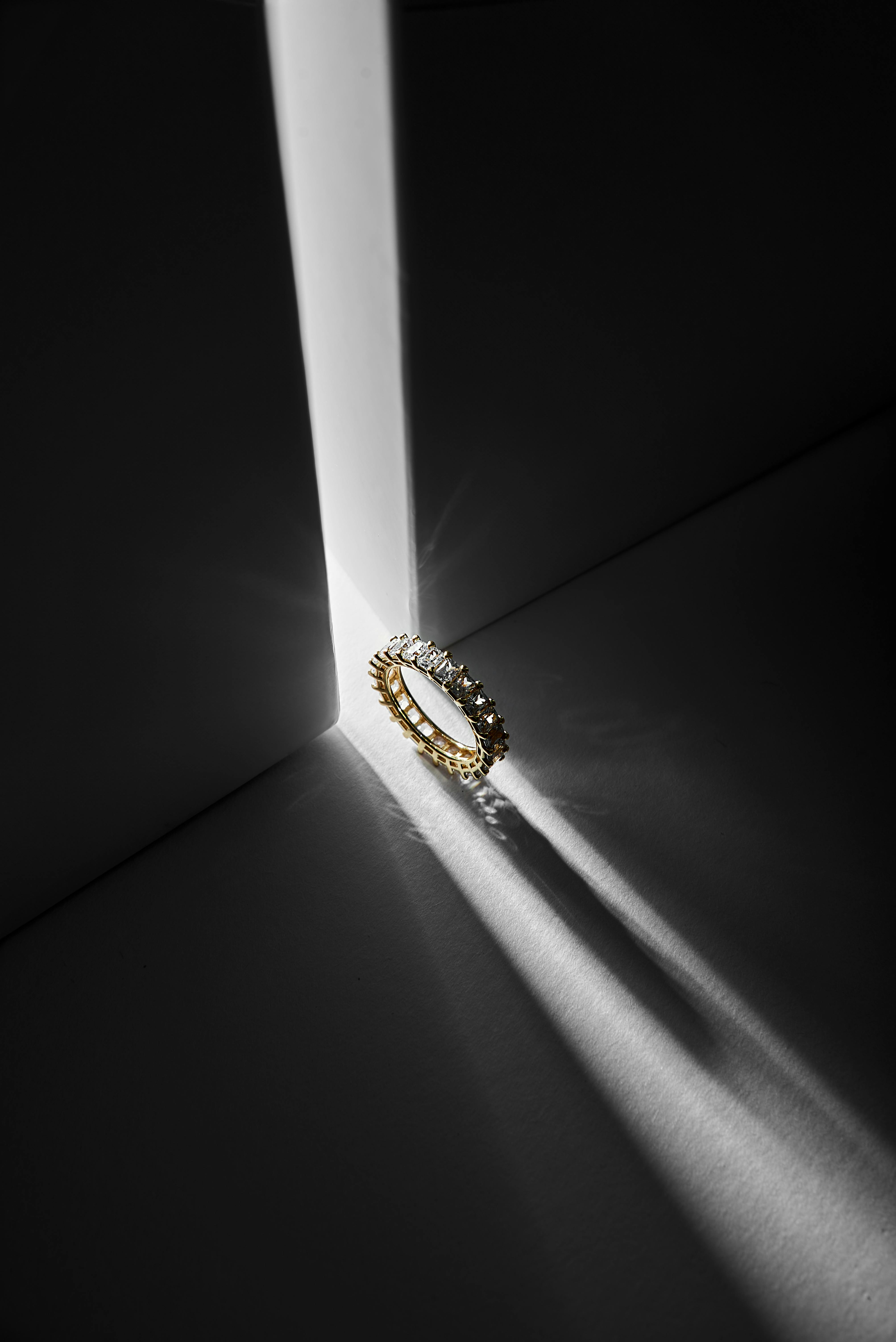 Vero Diamonds - Shopify Store conversion design cro custom jewelry dtc brand ecommerce ecommerce design ecommerce uiu jewelry website landing page design luxury ecommerce mobile ui premium branding product page design shopify shopify design shopify expert shopify store ui design uiux web design