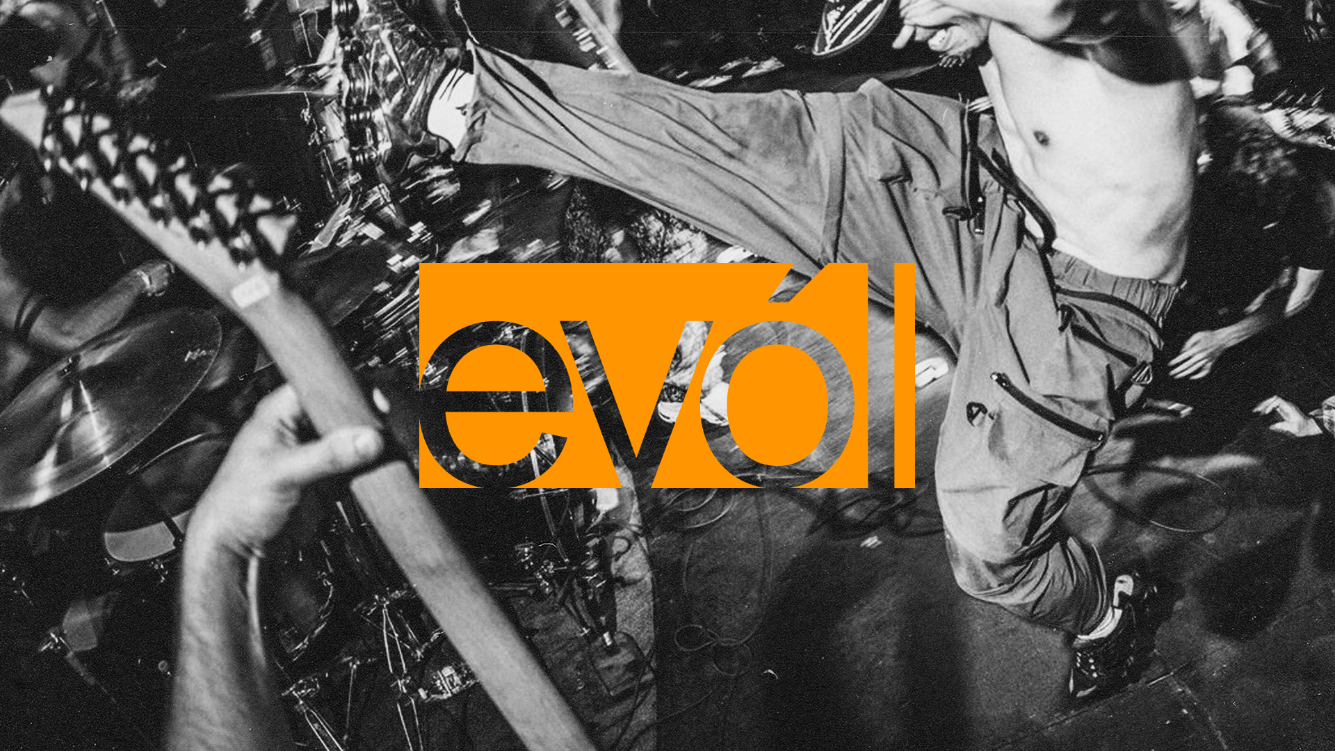 evól magazine branding design editorial design graphic design logo mazine visual identity