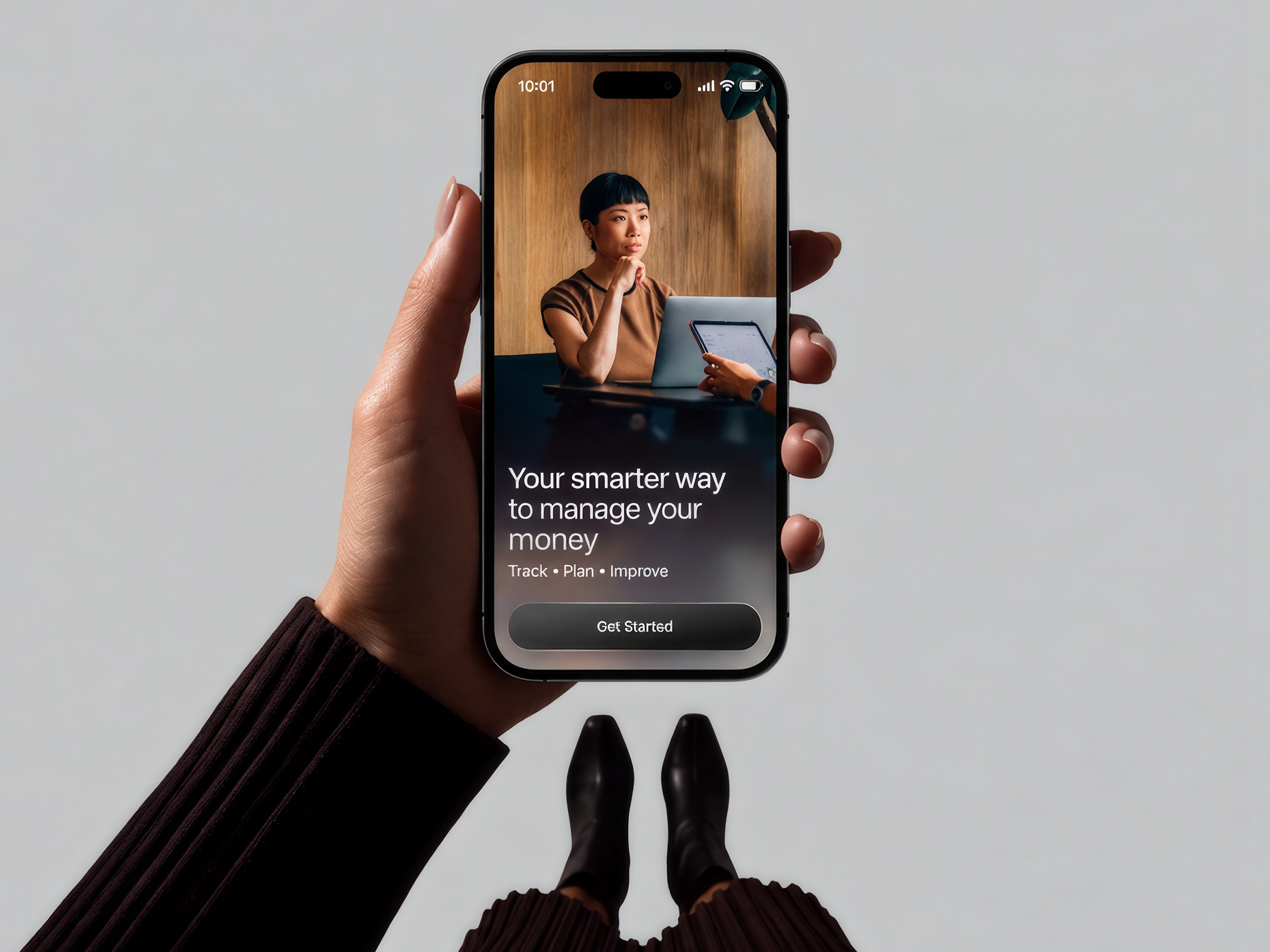 Introducing Finora : A modern fintech app animation branding colorpalatte designsystem digitalbanking digitalexperience finance financial technology finora fintech fintechux interactiondesign logo mobileapp motion graphics productdesign ui userexperience userinterface uxui