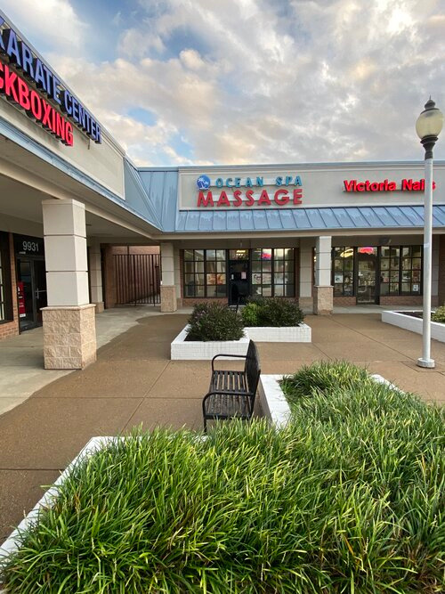 Oceanspamassagerva Shower Tables for Massage Wet Tables Spa by oceanspa