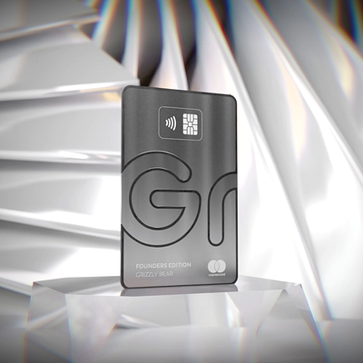 Grizzly.fi - Platinum Founders Edition Card - NFT 3d animation motion graphics