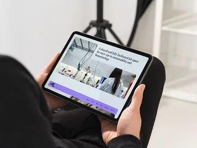 Open Kitchen Labs: Website biotech circular coworking dynamic gentle ipad lab mockup movement purple responsive science soft startup tablet warm website