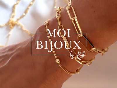 Moi Bijoux | Logo blush brand brand design branding business card design feminine gold graphic design jewelry logo logo design thank you card