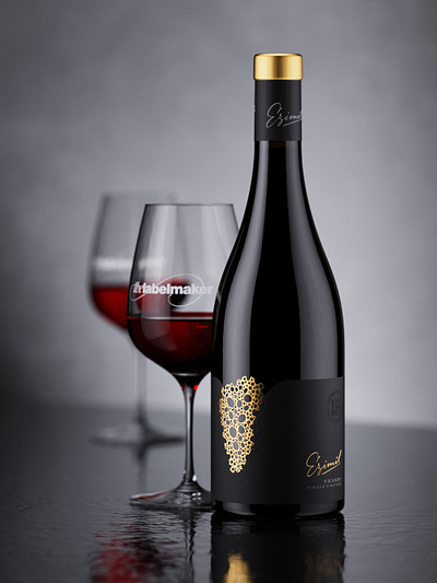 Hot Foil on Wine Label: Ezimit Winery and wine label inspiration grape on wine jordan jelev
