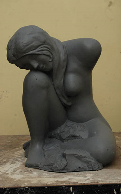 Thinking girl bronze lost wax metal sculpture