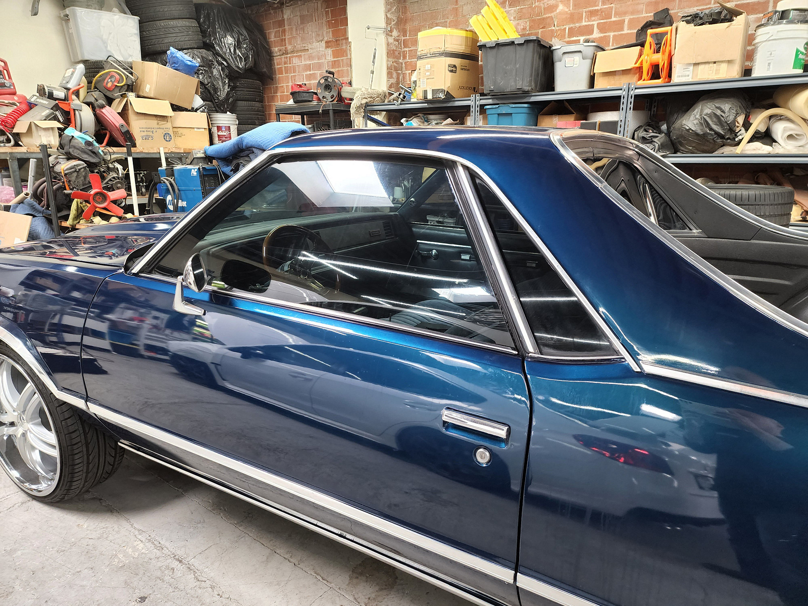 Get windowtinting services in Hayward for your car by David on Dribbble