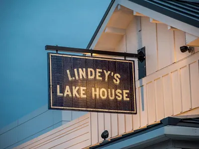 Lindey's Lake House branding graphic design logo restaurant signage typography visual identity