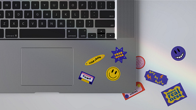 Sticker on laptop mockup branding design down download free illustration laptop logo mac macbook mock mock up mockup psd sticker template ui