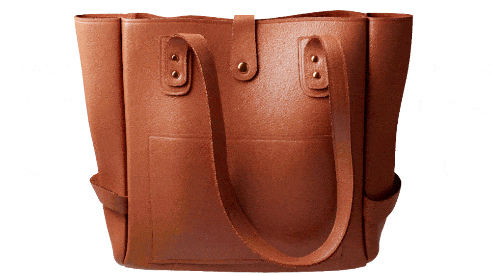 Concept Leather Bag 3d advertising animation bag blender3d branding cgi concept leather photorealistic postproduction product render visualization